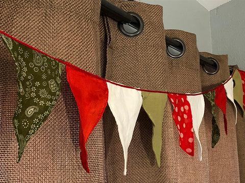 Pennant Bunting - Christmas Paisley & Dots